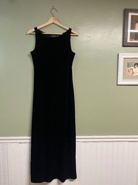 Vintage Basement USA Black Velvet Maxi Dress M 90s Minimalist Sleeveless Column